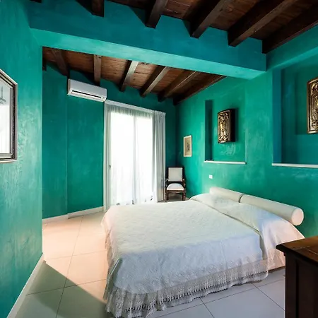 Luxury * Taormina